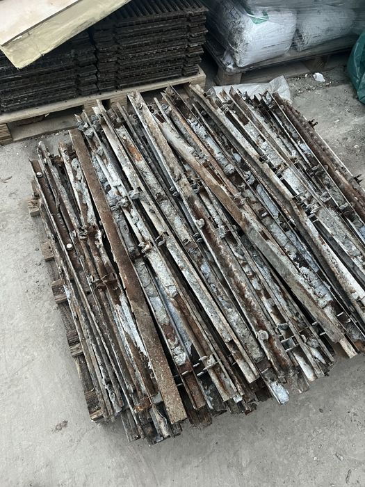 Чавунні решітки водовідвідні (дощоприймачі) / як колосник для печі