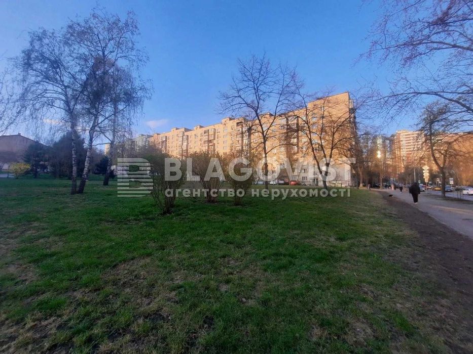 Продаж 3х кімнатної квартири Оболонський проспект 39а Оболонський Оболонь