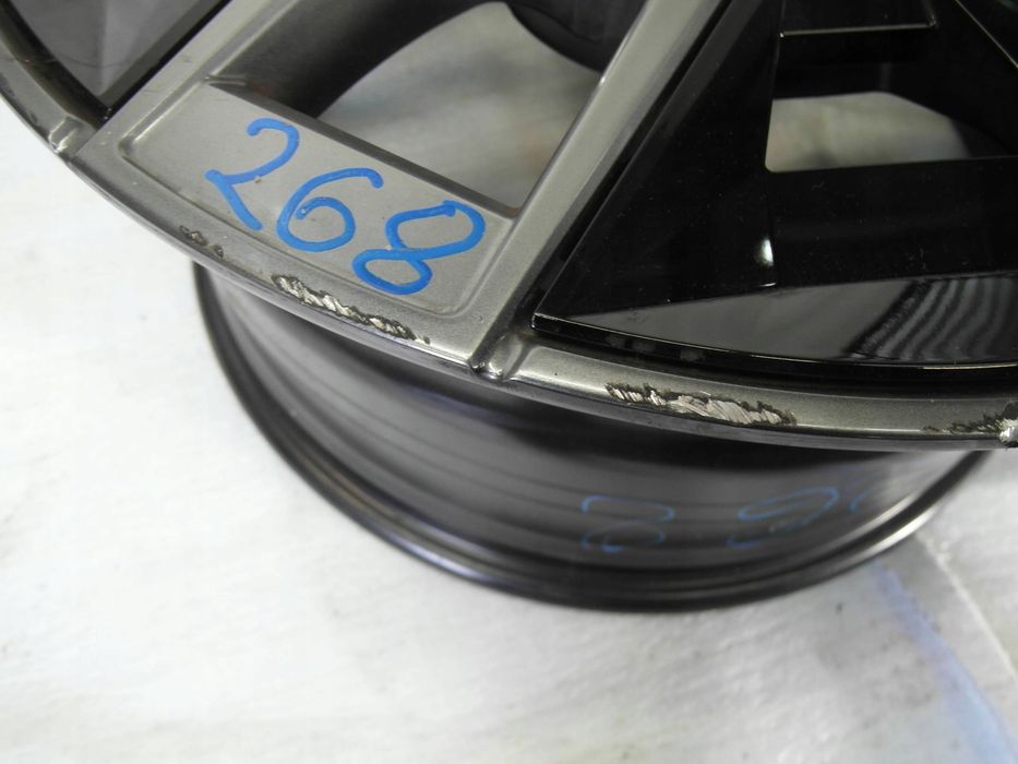 felga bmw g60 g61 8.5jx19 et29 5a32 4d8 1szt