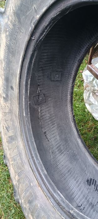 Opony 380/85 R24 2szt z dentkami