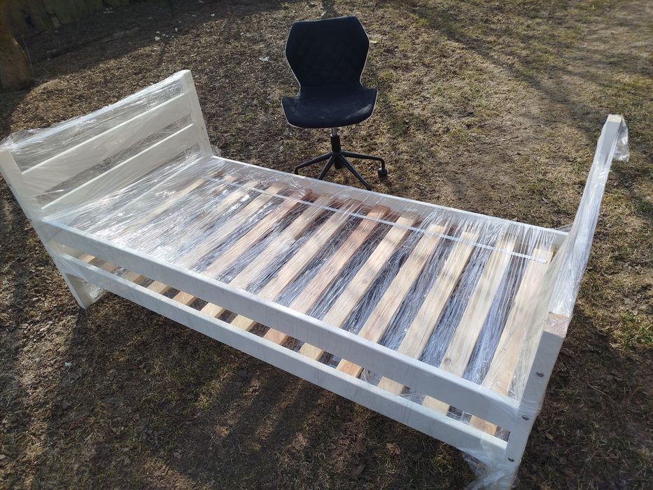 Łóżko sosnowe białe 180x90