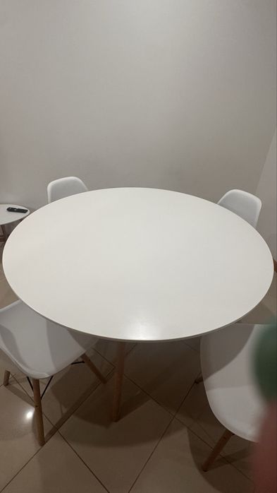 Conjunto mesa & 4 cadeiras