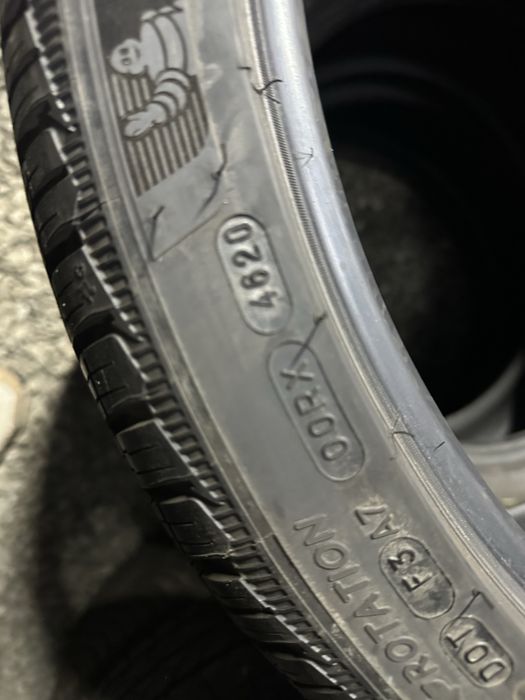 Шини зима 305/30/21 Michelin R21 пара 99% резина