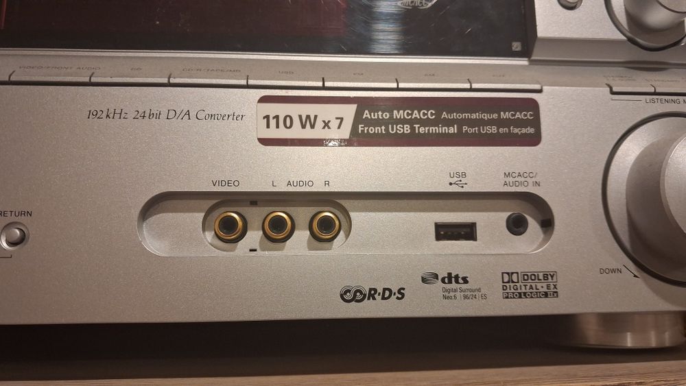 Amplituner Pioneer VSX-817