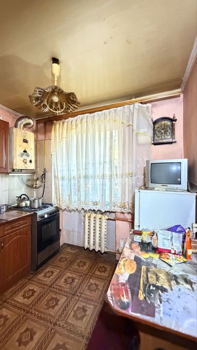 ПРОДАЖ 2-кімнатної квартири вул. Покровська