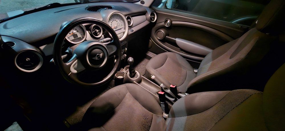 Mini     Cooper471135537144145923