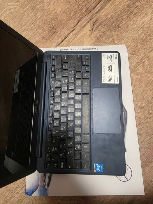 Ноутбук Asus Eee Book X205 TA