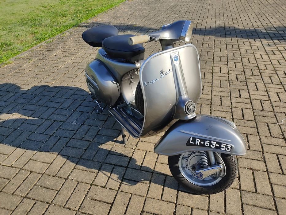 Vespa 125 sprint