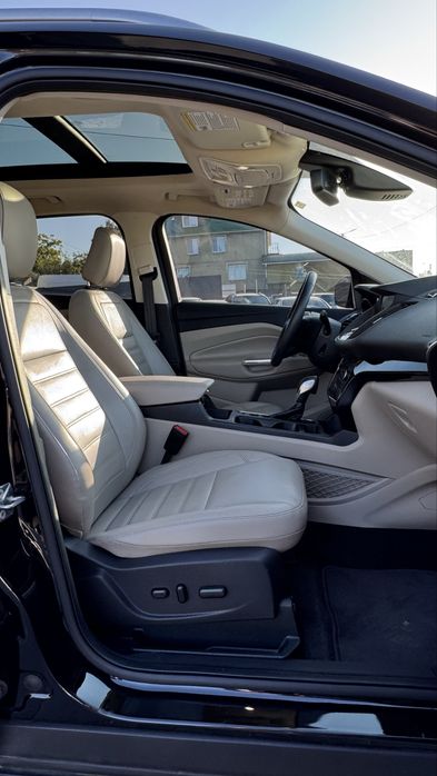 Ford Escape Форд Ескейп TITANIUM 2019 р 2,0 бенз 4WD 8АКПП 48 т.км.