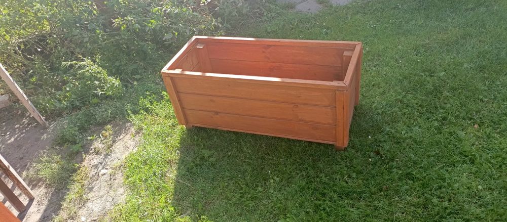 Donica ogrodowa drewniana