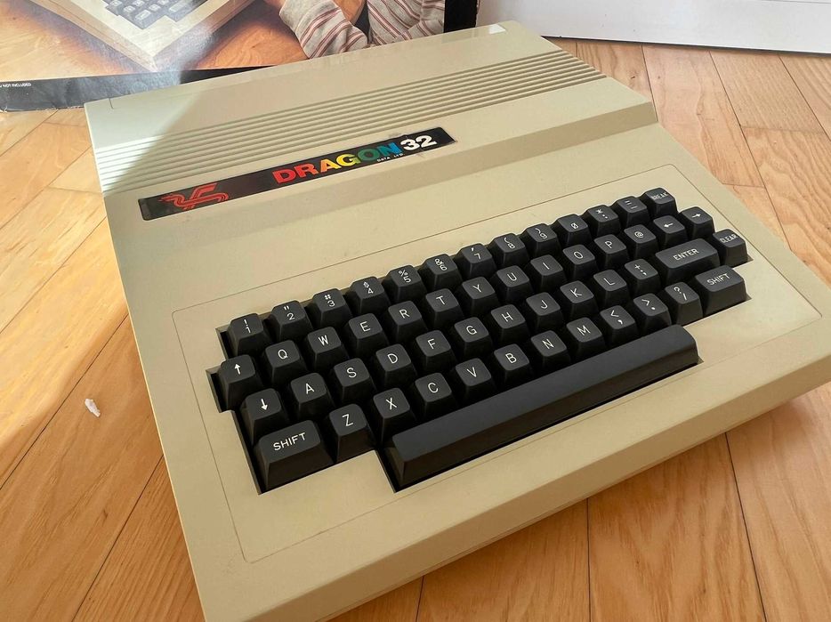 Dragon 32 retro komputer 8bit retro 8-bit Dragon32 commodore c64