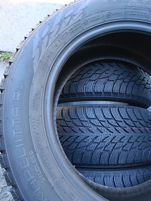 Продам комплект шин 225/55-17 Nokian Hakkapeliitta R3