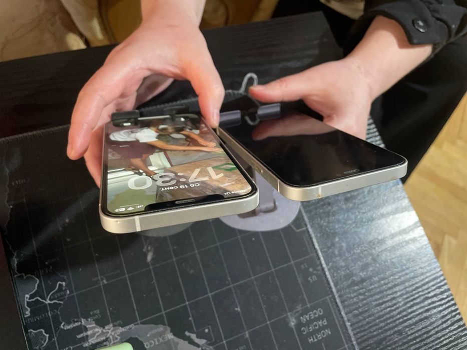 Продам IPhone 12  - 2 шт по отдельности тоже  можна