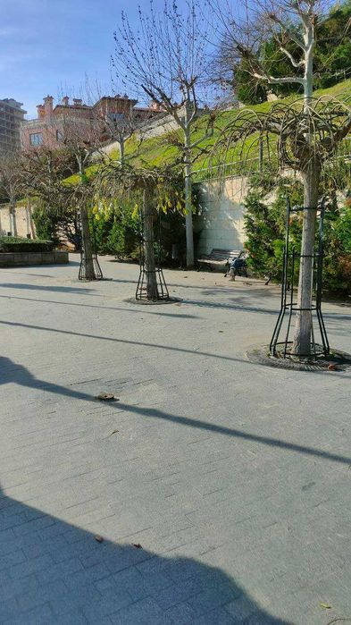 Участок земли с ветхим строением возле самого пляжа в Одессе.