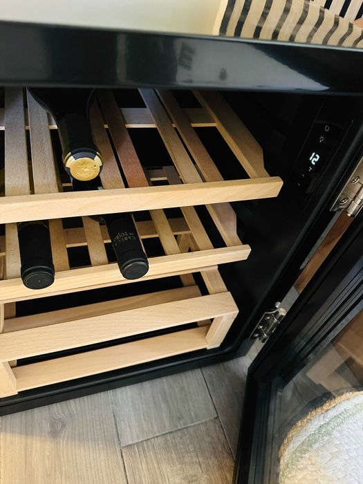 CREATE Frigorifico de Vinhos Winecooler preto