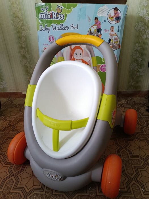 Коляска для ляльок - ходунки Smoby MiniKiss Смобі