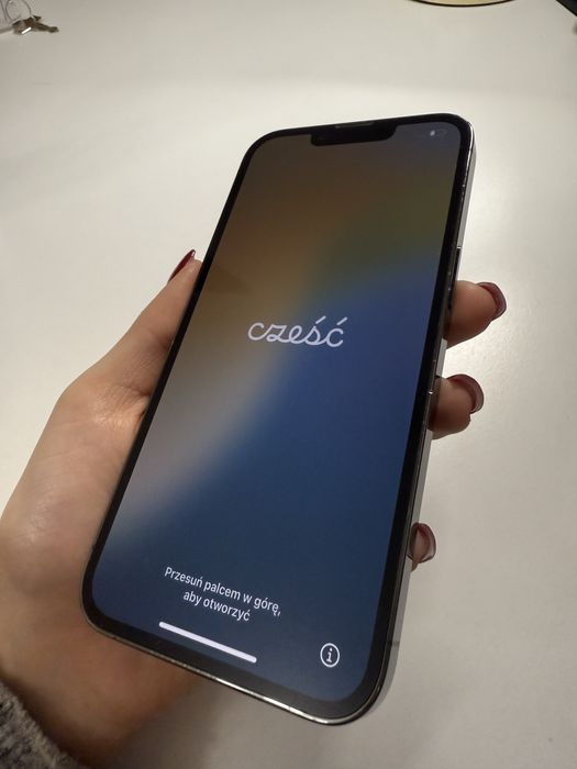 iPhone 13 Pro – 256 GB – Graphite |