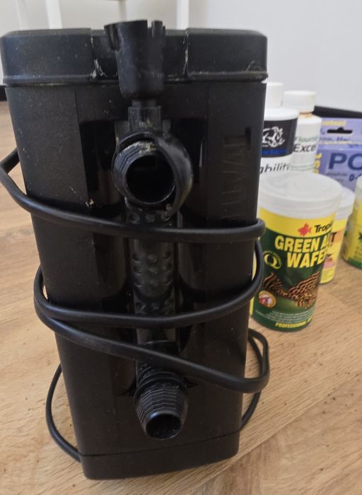 Akwarium i akcesoria z butla CO2