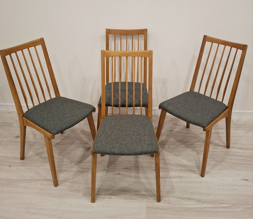 Komplet 4 krzeseł, typ 200-157, projekt R.T.Hałas Design PRL