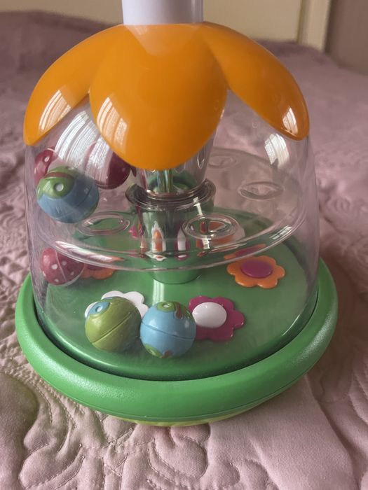 Іграшка Chicco Дзиґа Веселка, майже нова