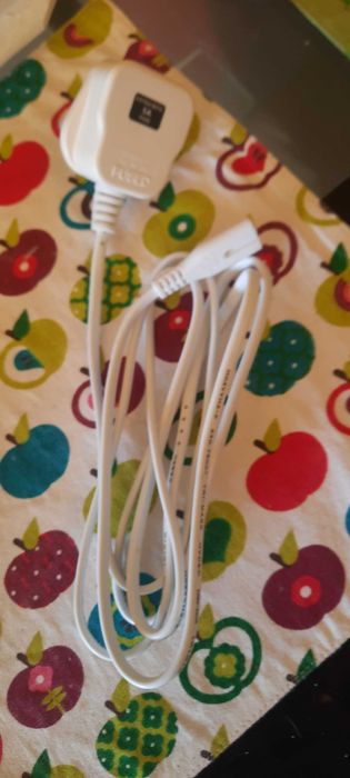 Vendo Cabo Alimentação com Tomada Inglesa