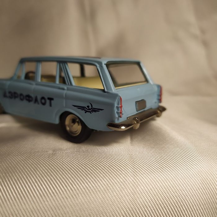 Модель авто Москвич-426 А3