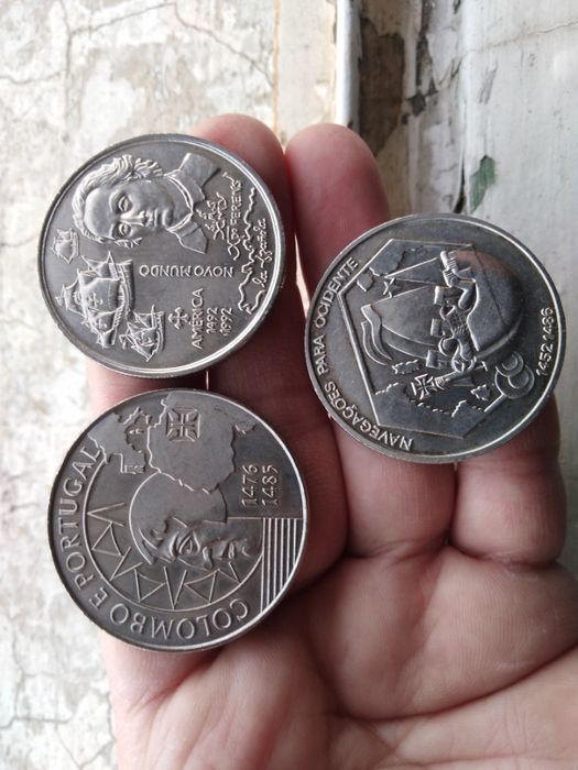 3 moedas de 200 escudos datadas de 1991 e 1992 Belas