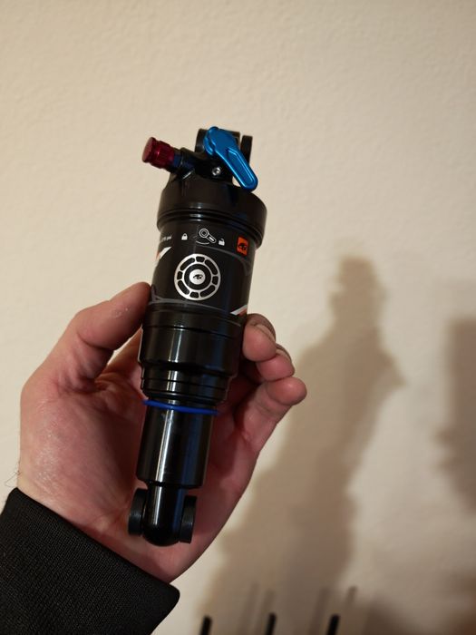 Пневмо амортизатор DNM.165ММ.Новый.