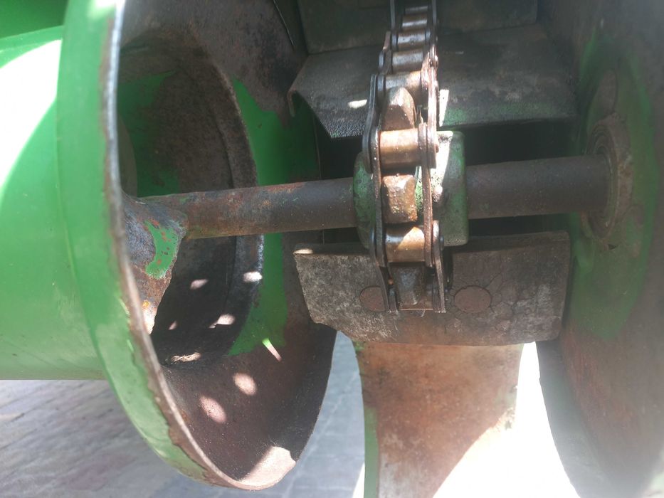 Комбайн John deere 1052