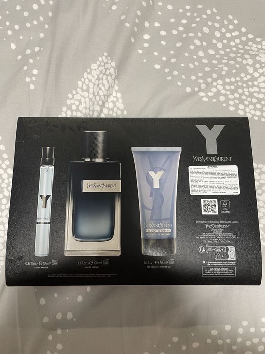 Коробка від YSL оригінал