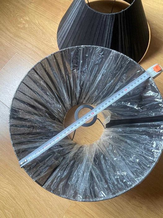 Lindo par de abajur  em tecido ,  na cor preto tamanho grande