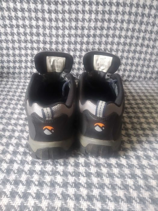 Кросівки "gelert"