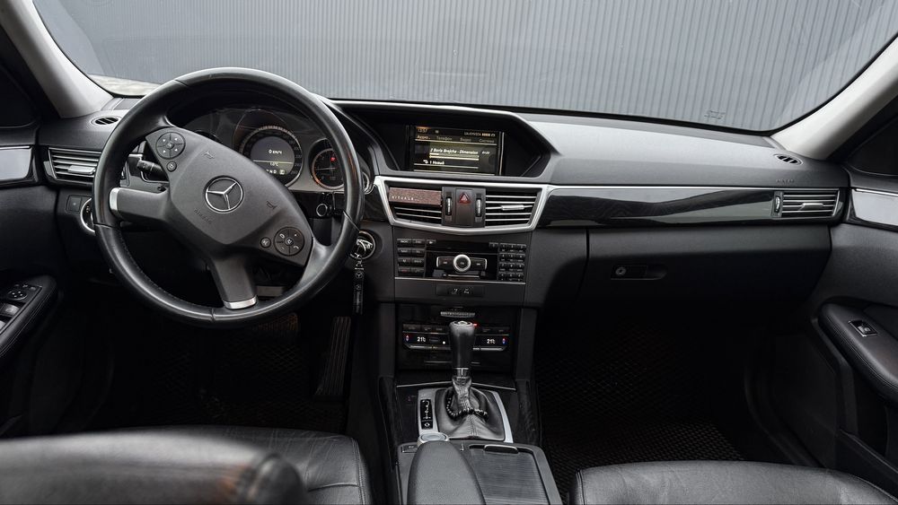 Mercedes-Benz E-Class W212