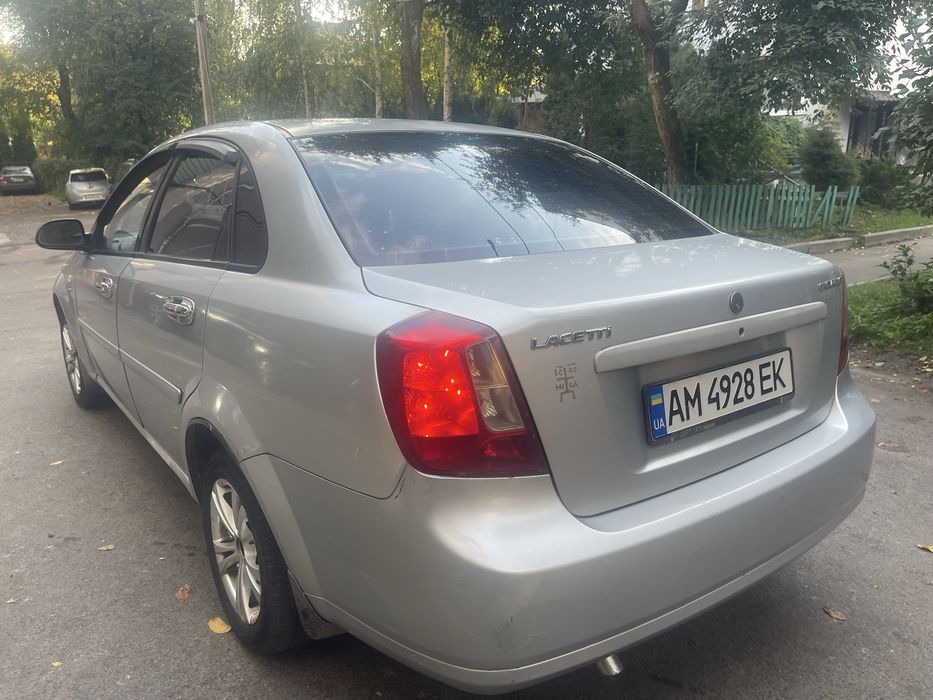Прлдам Chevrolett Lacetti