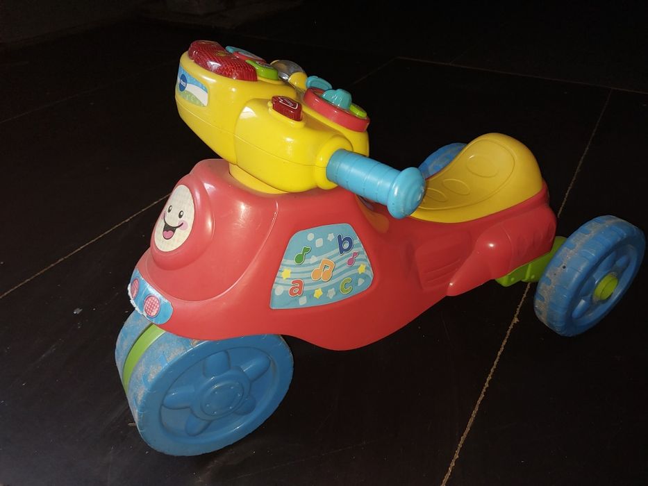 Vtech jeździć interaktywny
