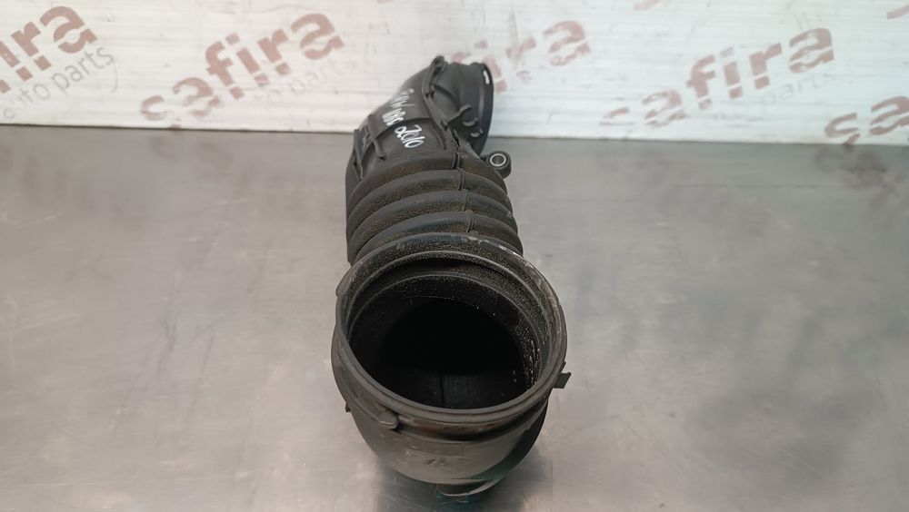 Tubo de Admissão BMW 1 118 d (100 kW / 136 cv) [03.2007 - 06.2011] N47 D20 C - 13717804846 118 d (100 kW / 136 cv) [03.2007 - 06.2011]