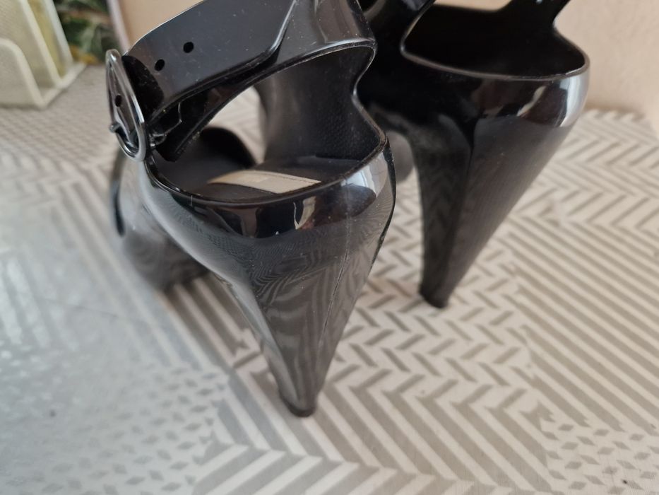 Buty MELISSA rozmiar 39 stan bardzo dobry