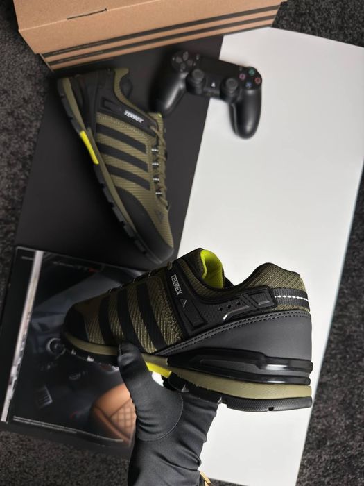 Чоловічі кросівки адідас Adidas Terrex 23 Khaki Black [41-46]