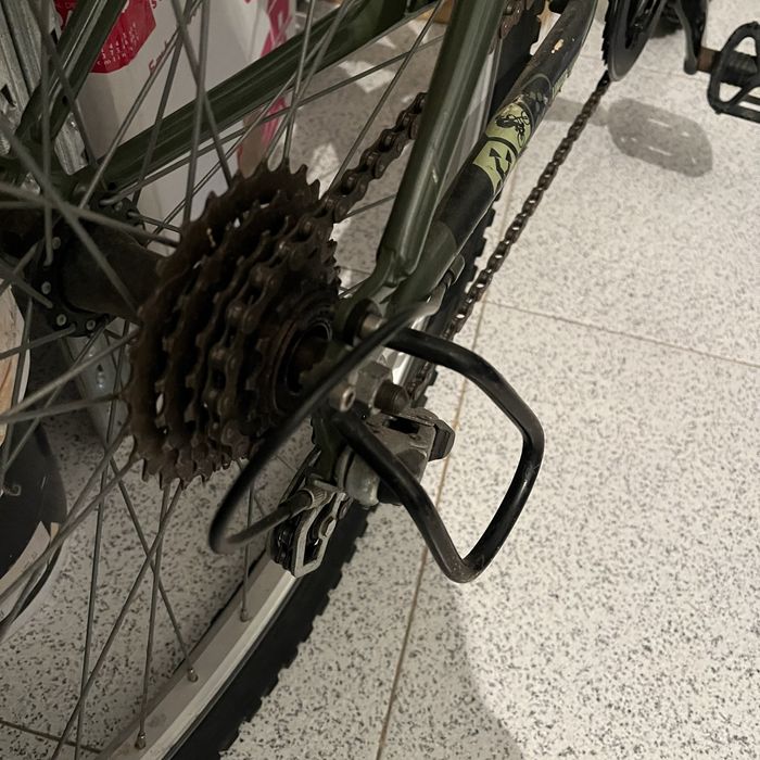 Bicicleta BTT, em bom estado