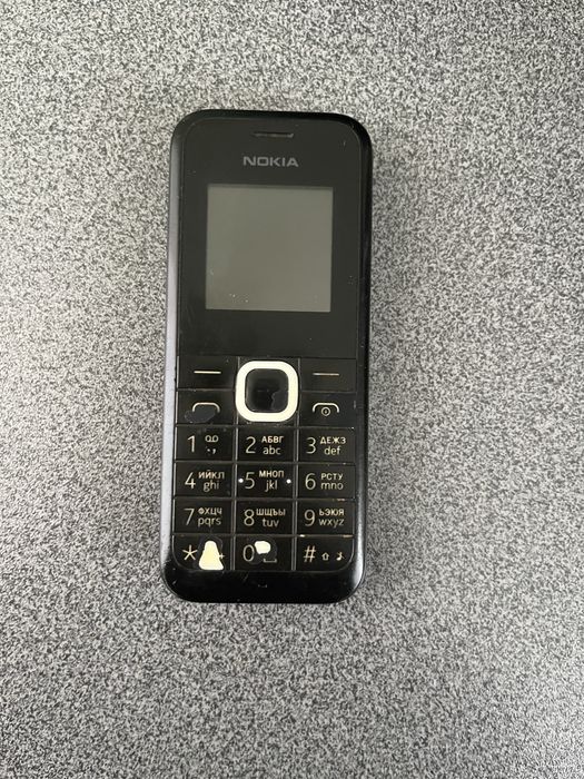 Кнопочний телефон Nokia