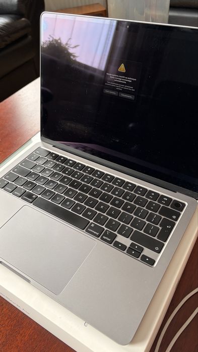 Macbook Air M2 - 16GB