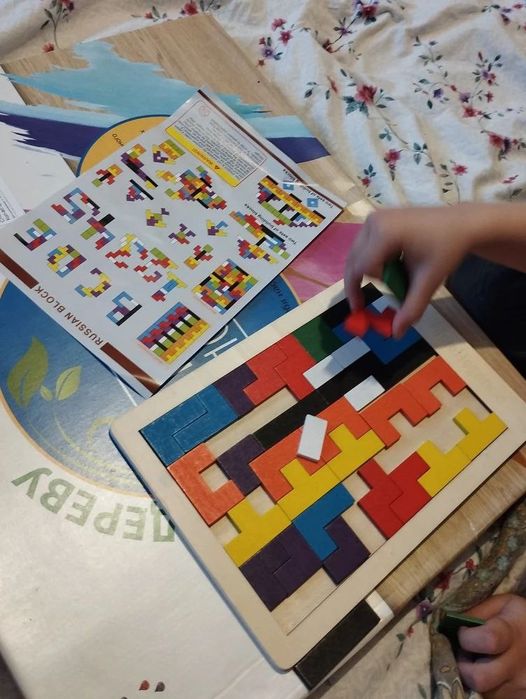 Деревянная головоломка "Тетрис": Развивающая игрушка