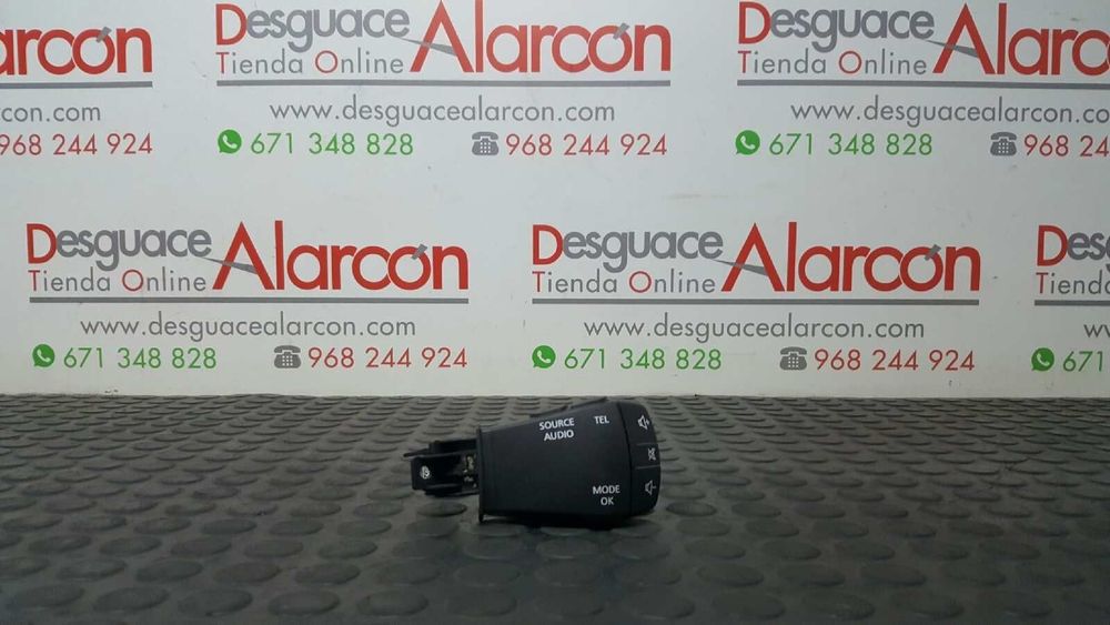 CONTROLE DO SISTEMA DE ÁUDIO / RÁDIO CD RENAULT MEGANE IV BERLINA 5P GT-LINE