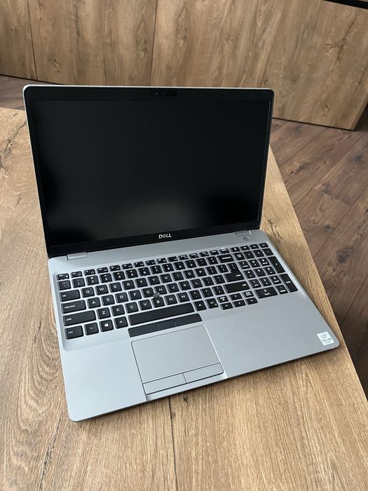 Dell 5511 i5 10400H 1920x1080 ips 8/256 MX250
