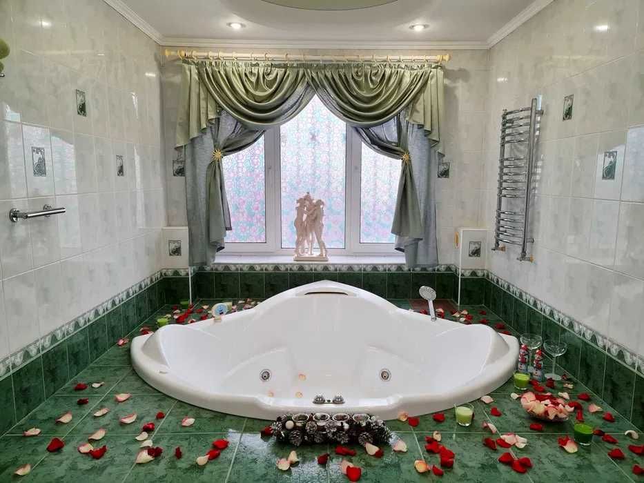 39 Коттедж  Дом  Бассейн t 30+  Джакузи  Барбекю Сауна Бильярд мангал