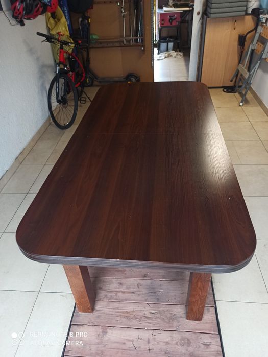 Stół do salonu ..