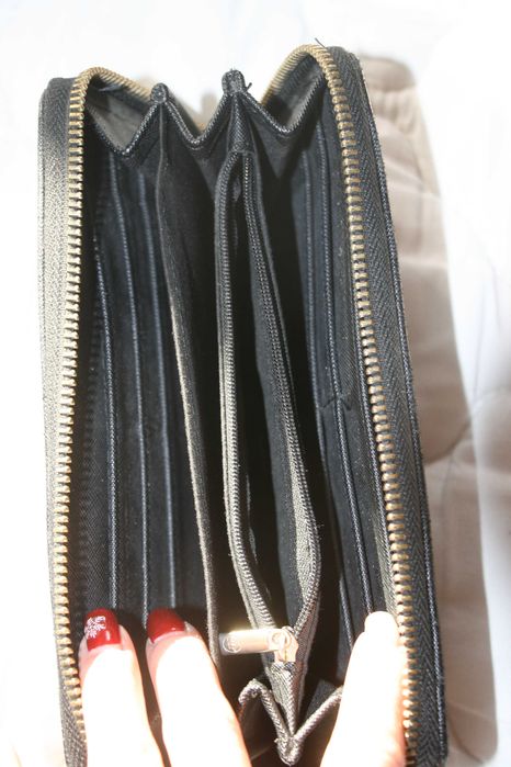 Carteira Stradivarius