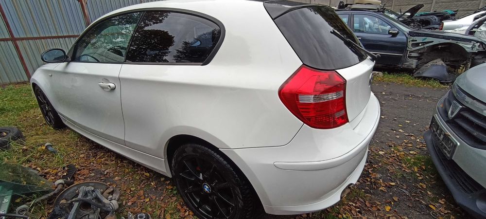 bmw e81 2.0   n43b20a  lak 300 alpinweiss samochód na części