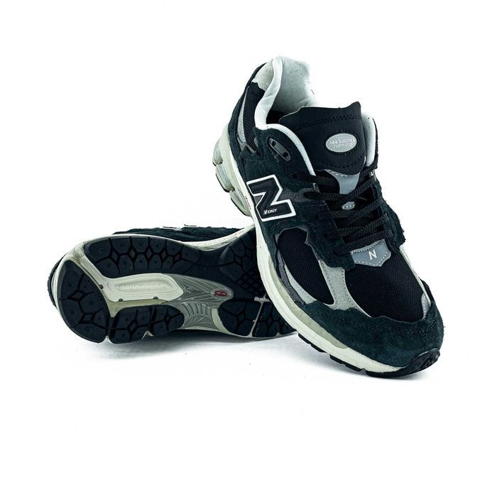 Женские кроссовки New Balance 2002R "Protection Pack Black" 36-40