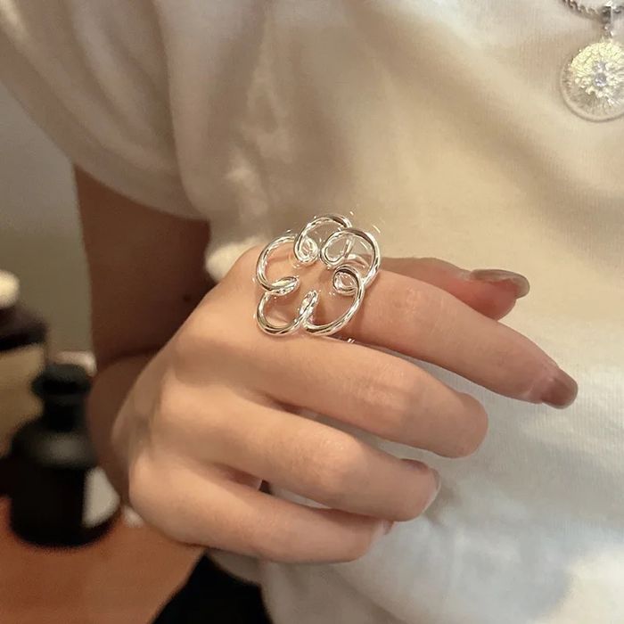 Срібна каблучка Minimalist Квітка